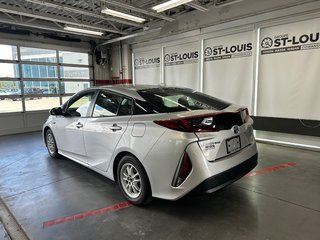 2022  PRIUS PRIME Sièges et volant chauffant - Mag - in Cowansville, Quebec - 3 - w320h240px