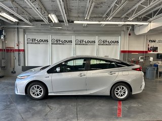 PRIUS PRIME Sièges et volant chauffant - Mag - 2022 à Cowansville, Québec - 2 - w320h240px