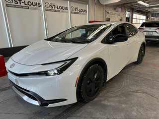 2024 Toyota PRIUS PRIME SE in Cowansville, Quebec - 2 - w320h240px