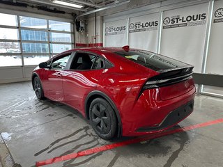 Toyota PRIUS PRIME SE 2024 à Cowansville, Québec - 3 - w320h240px