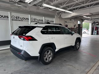 Toyota RAV4 Hybrid XLE - Toit - Mags - Hayon et siège électrque 2022 à Cowansville, Québec - 6 - w320h240px