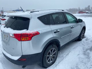 Toyota RAV4 LE FWD 2013 à Cowansville, Québec - 4 - w320h240px