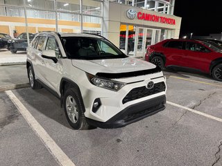 Toyota RAV4 XLE AWD 2019 à Cowansville, Québec - 5 - w320h240px