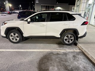 Toyota RAV4 XLE AWD 2019 à Cowansville, Québec - 2 - w320h240px