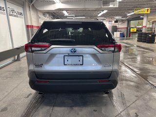 Toyota RAV4 Hybrid HYBRIDE XLE-TOIT OUVRANT-HAYON ÉLECTRIQUE-CAMERA 2020 à Cowansville, Québec - 4 - w320h240px