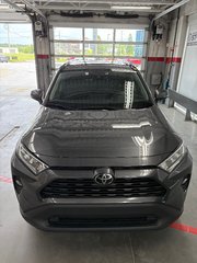 Toyota RAV4 XLE / FWD 2020 à Cowansville, Québec - 2 - w320h240px