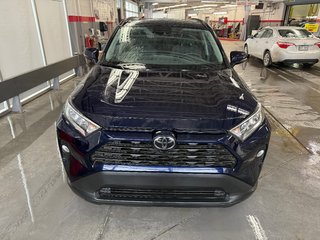 2020 Toyota RAV4 XLE AWD in Cowansville, Quebec - 2 - w320h240px