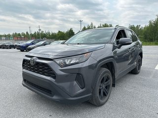 2021 Toyota RAV4 LE in Cowansville, Quebec - 3 - w320h240px