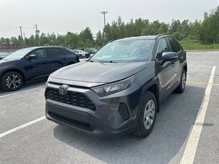 2021 Toyota RAV4 LE in Cowansville, Quebec - 5 - w320h240px