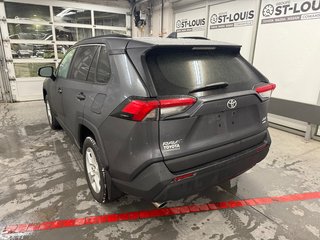 Toyota RAV4 AA XLE AWD 2021 à Cowansville, Québec - 4 - w320h240px