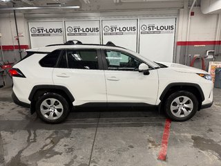 Toyota RAV4 LE AWD 2021 à Cowansville, Québec - 6 - w320h240px