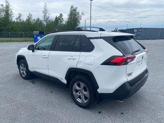 Toyota RAV4 Hybrid XLE 2022 à Cowansville, Québec - 2 - w320h240px