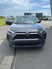 Toyota RAV4 XLE 2022 à Cowansville, Québec - 2 - w320h240px