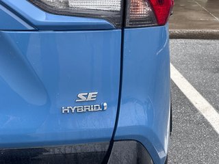 2022 Toyota RAV4 Hybrid SE AWD in Cowansville, Quebec - 5 - w320h240px