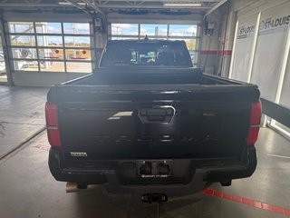 Toyota Tacoma TRD Off Road 2024 à Cowansville, Québec - 4 - w320h240px