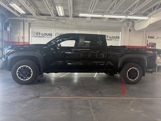 Toyota Tacoma TRD Off Road 2024 à Cowansville, Québec - 2 - w320h240px