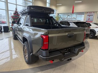 Toyota Tacoma Trailhunter Hybride 2025 à Cowansville, Québec - 3 - w320h240px