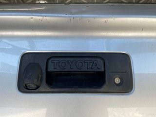 2016 Toyota Tundra SR5 in Cowansville, Quebec - 6 - w320h240px