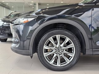 2021 Mazda CX-5 Signature AWD | TOIT | CUIR | CARPLAY | CAMÉRA in Laval, Quebec - 5 - w320h240px