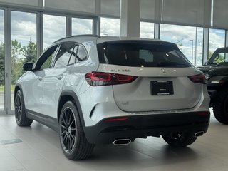 Mercedes-Benz GLA 250 4MATIC | TOIT PANO | CUIR | CARPLAY | CAMÉRA | 8 PNEUS | BAS KM +++ 2023 à Laval, Québec - 6 - w320h240px