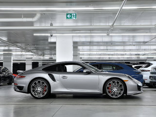 911 Turbo / Sport Chrono Package 2014 à Laval, Québec - 3 - w320h240px