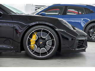 2022  911 Turbo S coupe / PDLS+ / PDCC / Sport Exhaust in Laval, Quebec - 6 - w320h240px