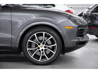 2022  Cayenne Coupe S / Perfomance + Premium Plus Pack in Laval, Quebec - 5 - w320h240px