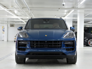 2024  Cayenne / Premium Plus Pack / Bose in Laval, Quebec - 5 - w320h240px