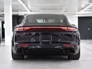 Panamera 4 Platinum Edition / Assistance Package 2023 à Laval, Québec - 4 - w320h240px