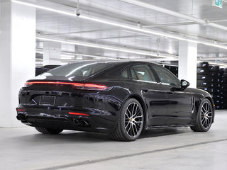 Panamera 4 Platinum Edition / Assistance Package 2023 à Laval, Québec - 3 - w320h240px