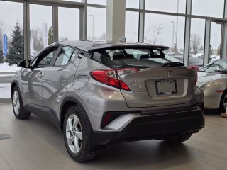 2018 Toyota C-HR XLE | DÉMARREUR | 8 PNEUS | CAM | BLUETOOTH | +++ in Laval, Quebec - 6 - w320h240px