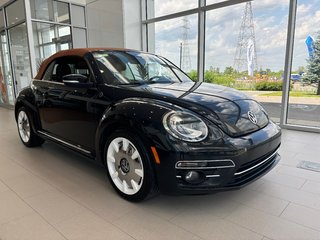 2019 Volkswagen Beetle Convertible Wolfsburg Edition | WOW!! UN PROPRIO | IMPECCABLE! in Laval, Quebec - 3 - w320h240px