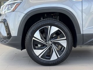 Volkswagen Taos Highline 4MOTION | DÉMARREUR | TOIT PANO | CUIR | CARPLAY +++ 2024 à Laval, Québec - 5 - w320h240px