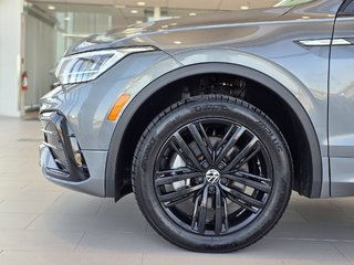Volkswagen Tiguan Comfortline R-Line Black Edition | PANO | CUIR 2022 à Laval, Québec - 5 - w320h240px