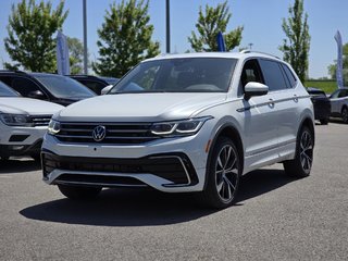 2022 Volkswagen Tiguan Highline R-Line TOIT PANO | CUIR | NAV | CARPLAY in Laval, Quebec - 4 - w320h240px