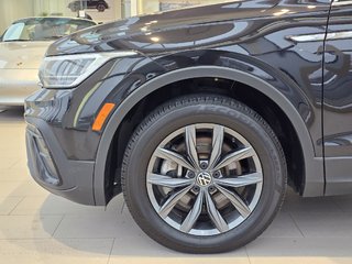 Volkswagen Tiguan Comfortline | TOIT PANO | CUIR | DÉMARREUR | +++ 2022 à Laval, Québec - 5 - w320h240px