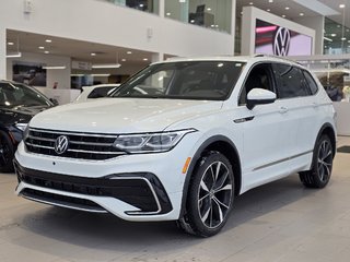 2023 Volkswagen Tiguan Highline R-Line TOIT PANO | CUIR | NAV | CARPLAY in Laval, Quebec - 3 - w320h240px