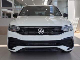 Volkswagen Tiguan Comfortline R-Line Black Edition TOIT | CUIR | CAM 2024 à Laval, Québec - 3 - w320h240px