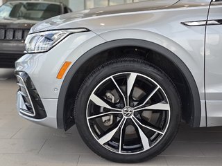 Volkswagen Tiguan Highline R-Line 7 PASSAGERS | NAV | PANO | CUIR 2024 à Laval, Québec - 5 - w320h240px