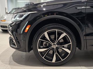 Volkswagen Tiguan Highline R-Line | DÉMARREUR | NAV | PANO | CUIR 2024 à Laval, Québec - 5 - w320h240px