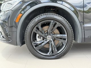 Volkswagen Tiguan Comfortline R-Line Black Edition 4MOTION | DÉMARREUR | TOIT PANO +++ 2024 à Laval, Québec - 5 - w320h240px
