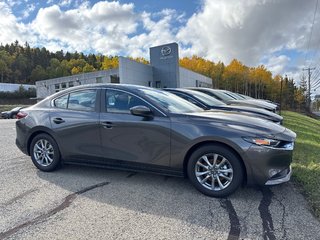 MAZDA 3 GX AUTO (EXTRA MACHINE GREY PAINT) AUTO 2025