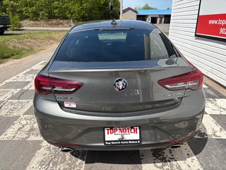 Buick REGAL SPOR Essence - power memory seats, hands free, cruise 2018 à Kentville, Nouvelle-Écosse - 5 - w320h240px