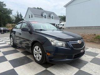 2014 Chevrolet CRUZE LT, keyless entry, Cruise control, Bluetooth in COLDBROOK, Nova Scotia - 3 - w320h240px