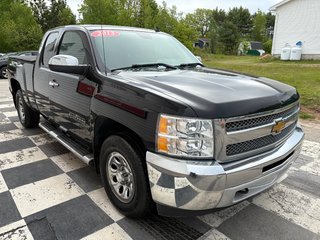2013 Chevrolet Silverado LS Cheyenne Edition - 4WD, a/c, extended cab in COLDBROOK, Nova Scotia - 3 - w320h240px