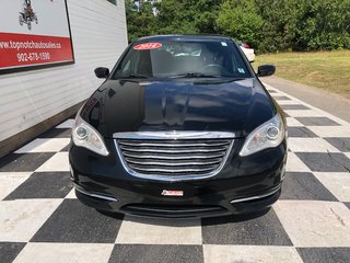 2014 Chrysler 200 LX - CD Player, Power Windows, Cloth Seats in COLDBROOK, Nova Scotia - 2 - w320h240px