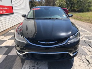 Chrysler 200 Limited - sunroof, power seats, cruise control 2015 à COLDBROOK, Nouvelle-Écosse - 2 - w320h240px