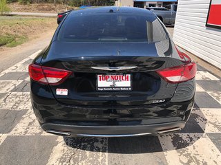 Chrysler 200 Limited - sunroof, power seats, cruise control 2015 à COLDBROOK, Nouvelle-Écosse - 5 - w320h240px