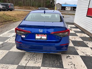 2022  Civic EX - sunroof, reverse camera, alloy wheels, a/c in COLDBROOK, Nova Scotia - 5 - w320h240px