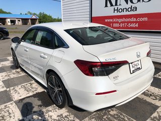 2024 Honda Civic Touring - power seats, hands free, reverse camera in Kentville, Nova Scotia - 6 - w320h240px